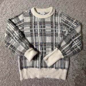 Cream Gray Plaid Evereve anthropology Fuzzy Sweater XS Ultra Soft